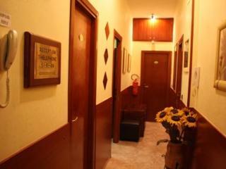 Yiennese Two Bed & Breakfast Rome Exterior photo